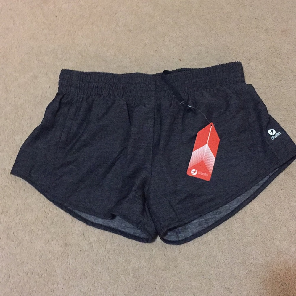 Oiselle New Lori Shorts Size 4